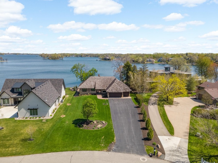 15283 Edgewater Circle NE, Prior Lake, MN photo 10