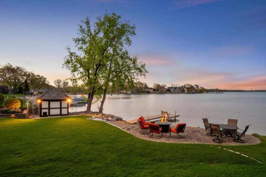 15283 Edgewater Circle NE, Prior Lake, MN photo 6