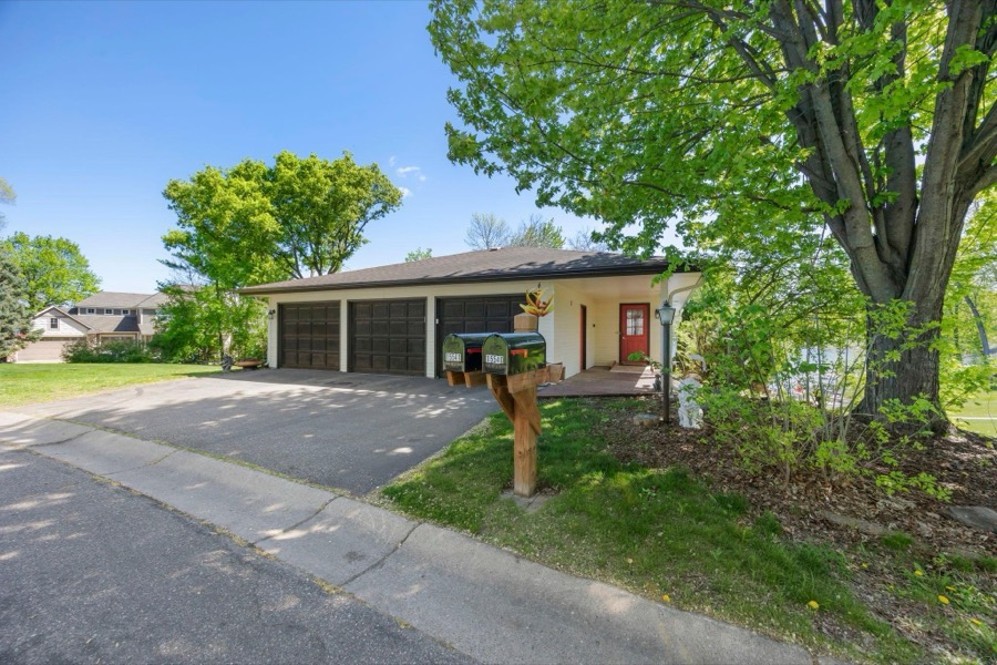 15541 Mitchell Circle SE, Prior Lake, MN photo 3