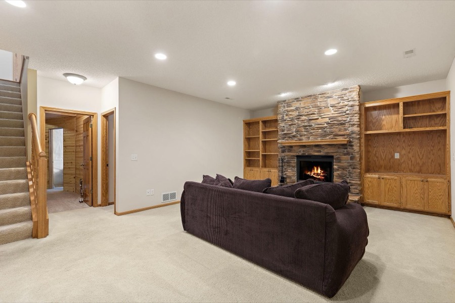 14943 Hillside Circle NW, Prior Lake, MN photo 28