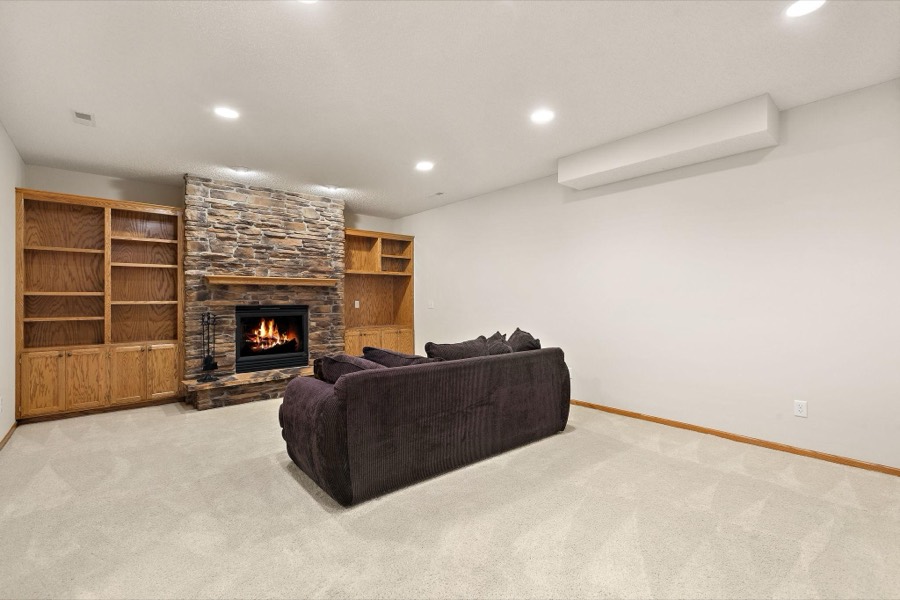 14943 Hillside Circle NW, Prior Lake, MN photo 30