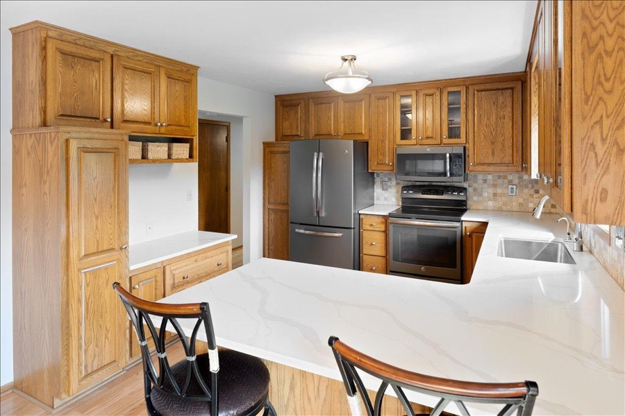 16585 Pebblebrook Court, Prior Lake, MN photo 14