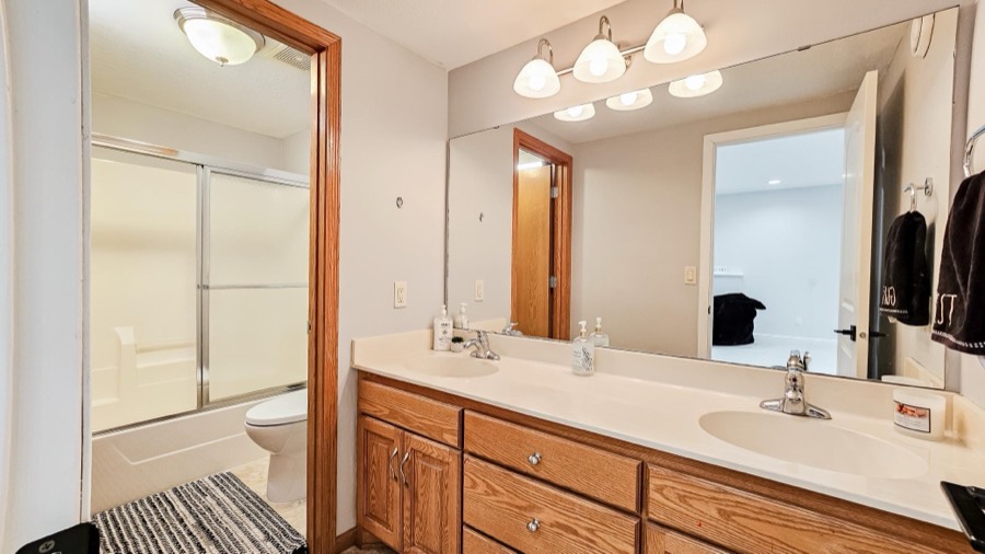 17635 Sunrise Court SW, Prior Lake, MN photo 43