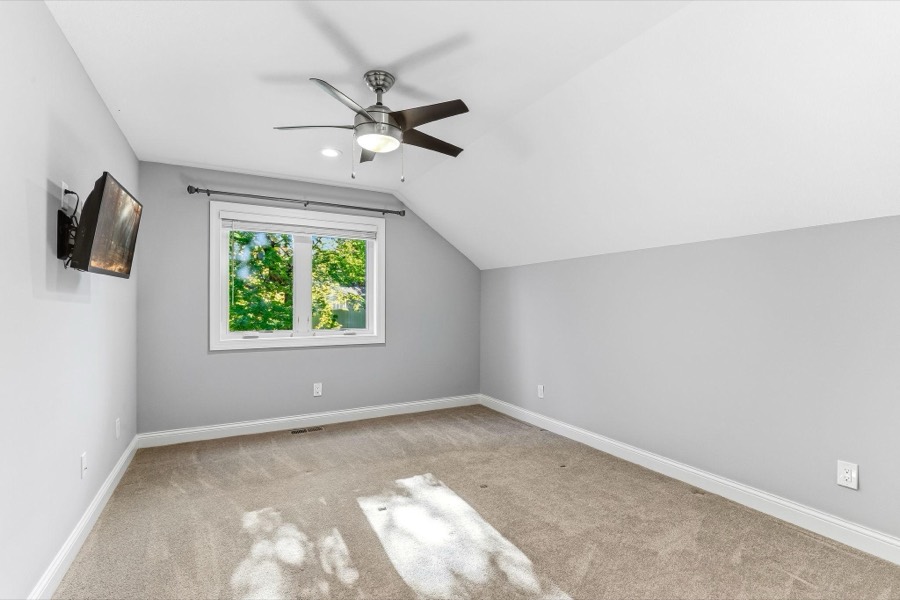 15563 Drake Circle NW, Prior Lake, MN photo 32