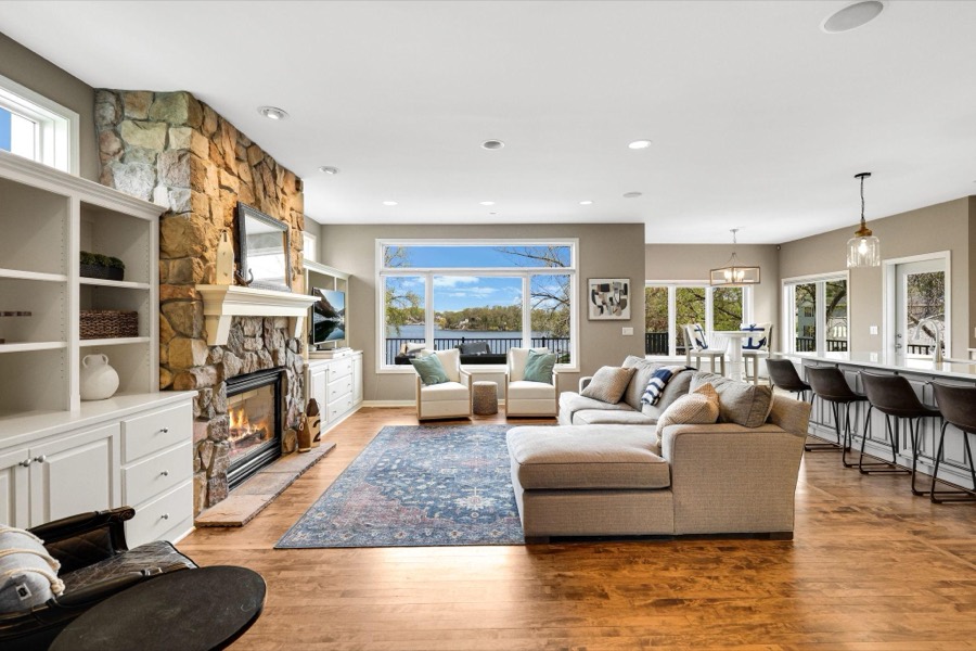 3374 Sycamore Trail SW, Prior Lake, MN photo 5