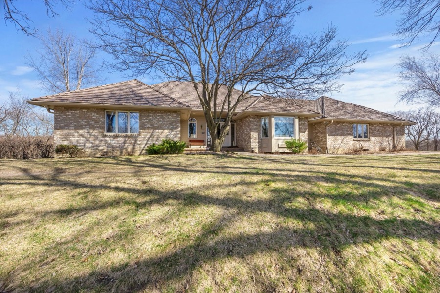 4400 Hickory Hills Trail, Prior Lake, MN photo 1