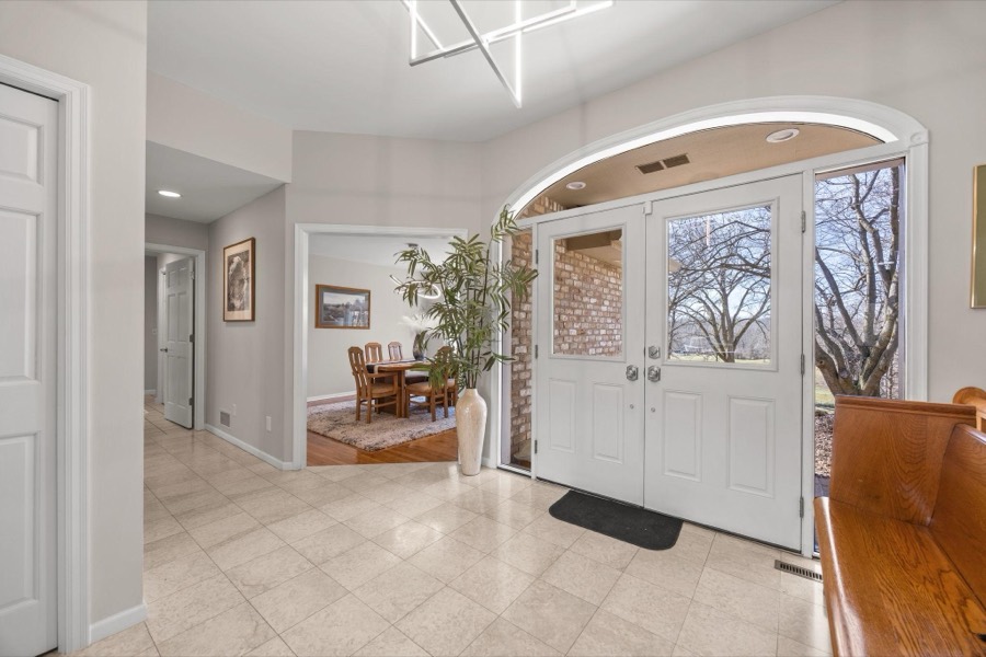 4400 Hickory Hills Trail, Prior Lake, MN photo 5