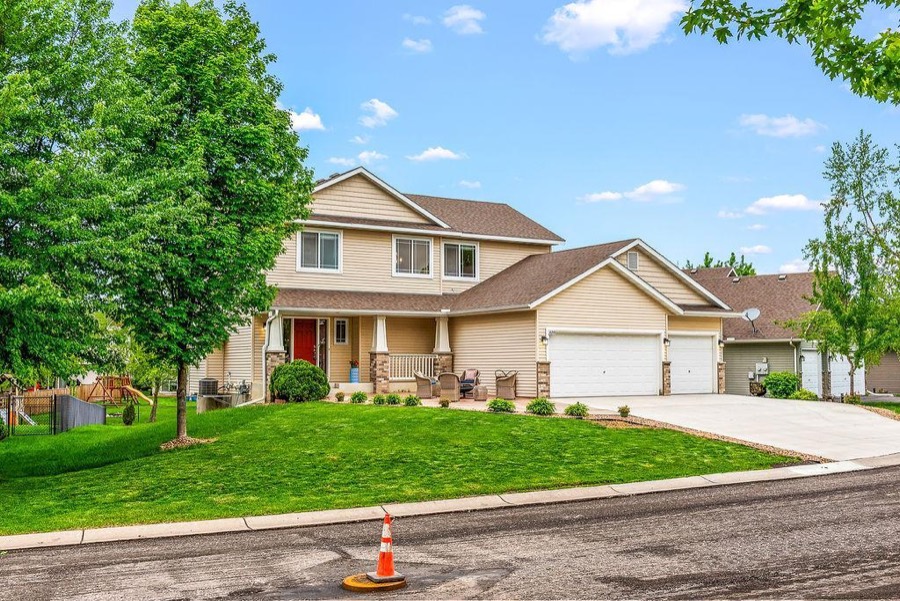 16268 Tahinka Court NW, Prior Lake, MN photo 50