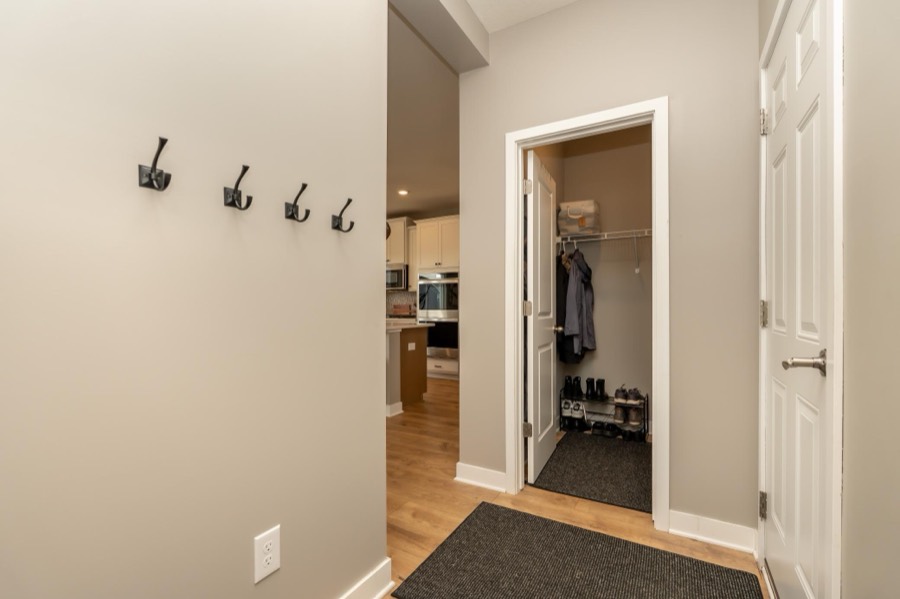 3165 Sunshine Curve NW, Prior Lake, MN photo 18