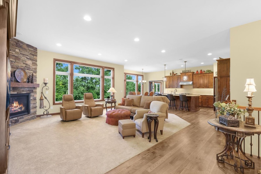 17636 Natures Way SE, Prior Lake, MN photo 3