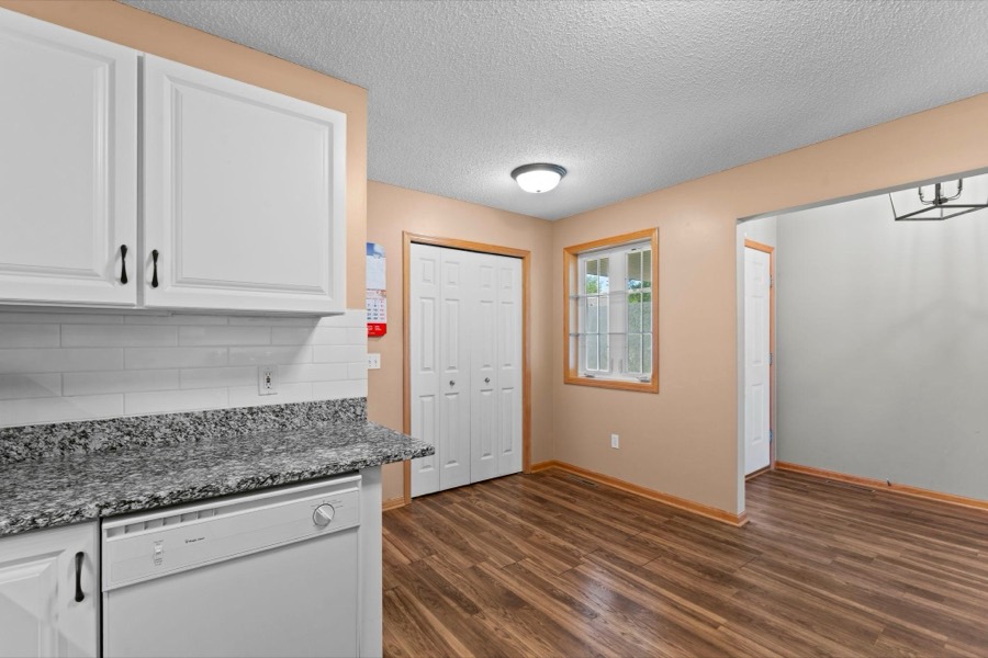5208 Deerfield Lane SE, Prior Lake, MN photo 10