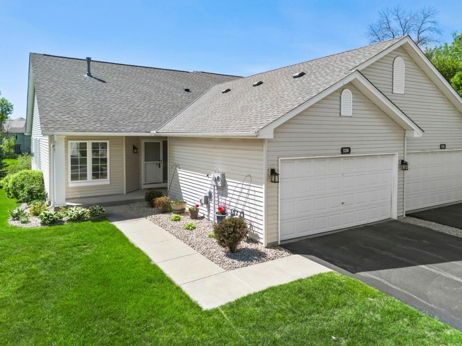 5208 Deerfield Lane SE, Prior Lake, MN photo 28