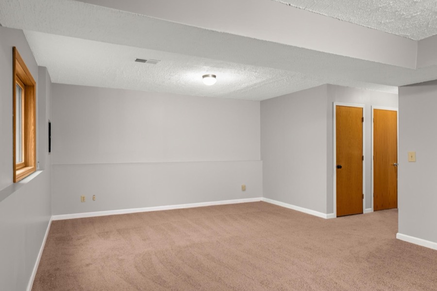 16690 Willow Lane SW, Prior Lake, MN photo 18