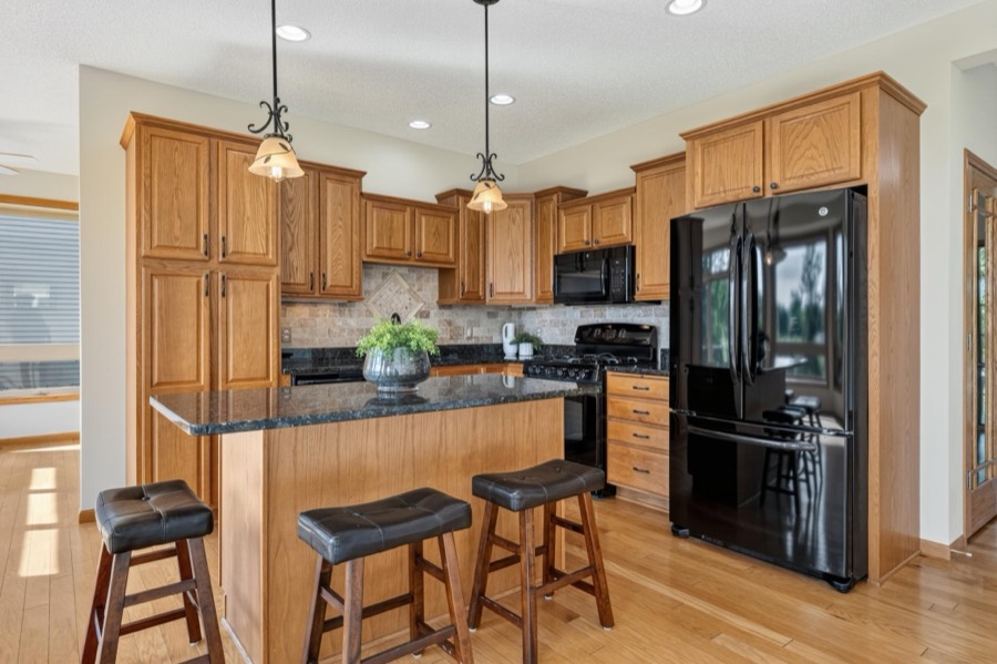 14401 Enclave Court NW, Prior Lake, MN photo 11
