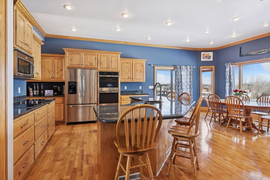 20951 Prairie Hills Lane, Prior Lake, MN photo 16