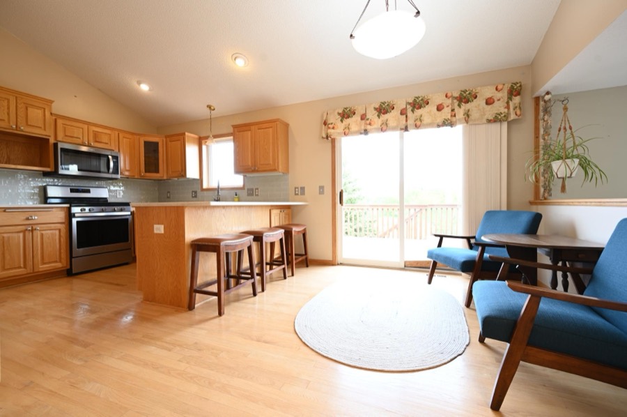 20247 Lake Ridge Drive, Prior Lake, MN photo 10