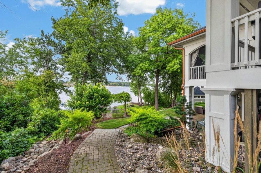 5488 Fairlawn Shores Trail SE, Prior Lake, MN photo 62