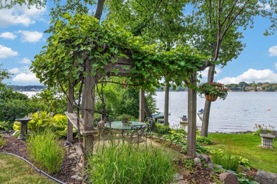 5488 Fairlawn Shores Trail SE, Prior Lake, MN photo 65