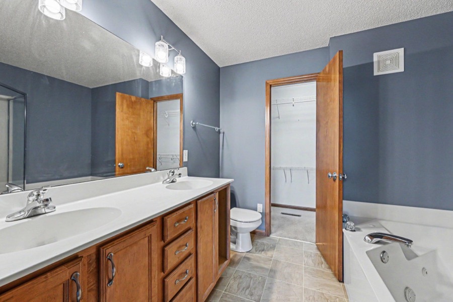 3713 Fox Tail Trail NW, Prior Lake, MN photo 15