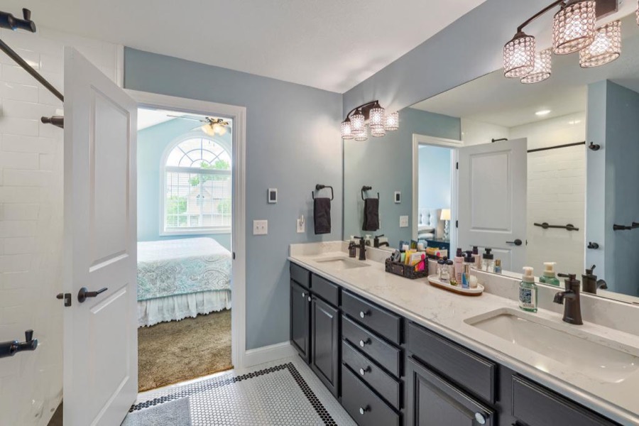 14340 Waterfall Court NW, Prior Lake, MN photo 16