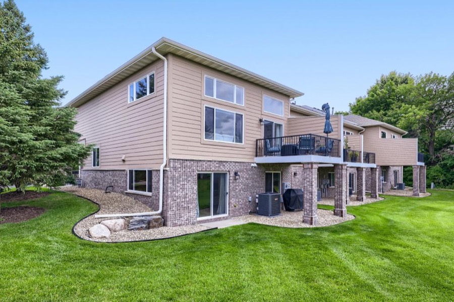 14340 Waterfall Court NW, Prior Lake, MN photo 25