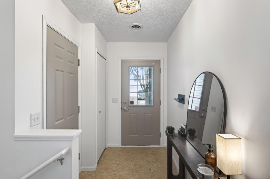 4905 Bluff Heights Trail SE, Prior Lake, MN photo 4