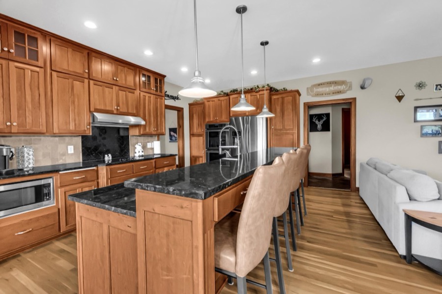 19700 Oak Grove Avenue, Prior Lake, MN photo 10