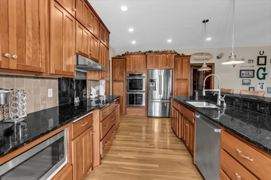 19700 Oak Grove Avenue, Prior Lake, MN photo 11