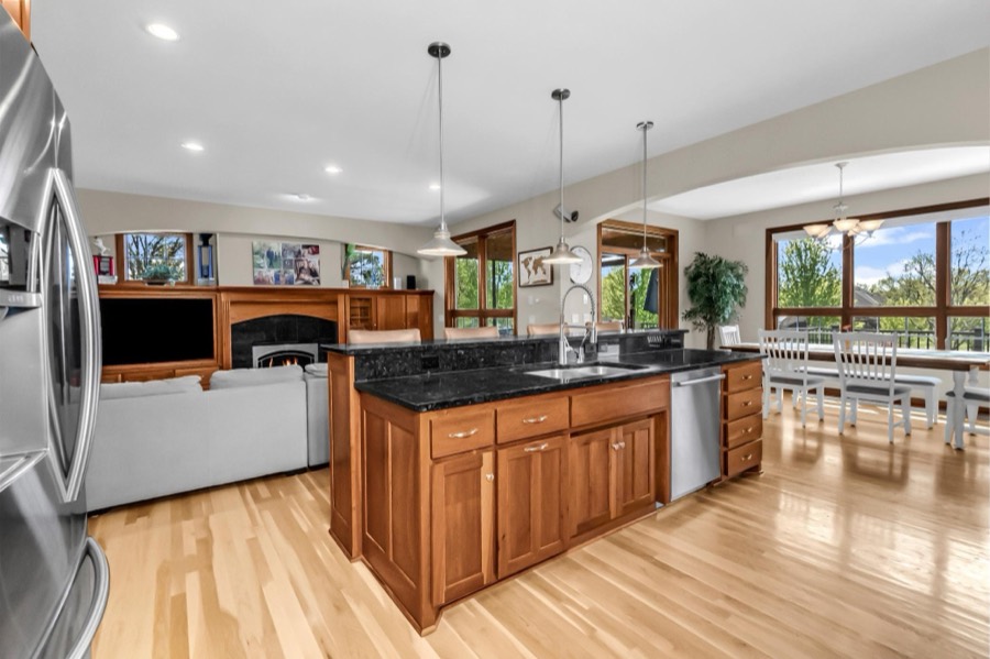 19700 Oak Grove Avenue, Prior Lake, MN photo 12