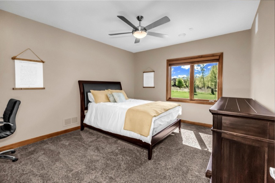 19700 Oak Grove Avenue, Prior Lake, MN photo 47