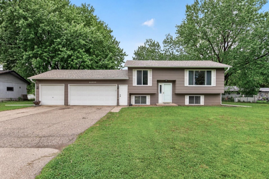14200 Timothy Avenue NE, Prior Lake, MN photo 2