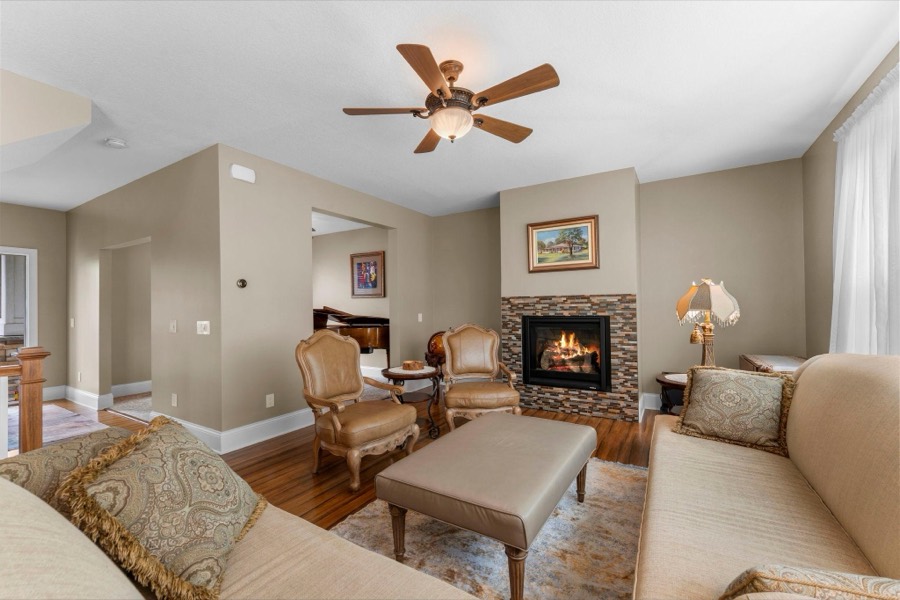 3810 Wilds Ridge NW, Prior Lake, MN photo 8