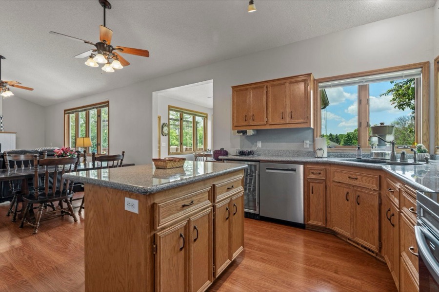 14194 Hidden View Road NE, Prior Lake, MN photo 16