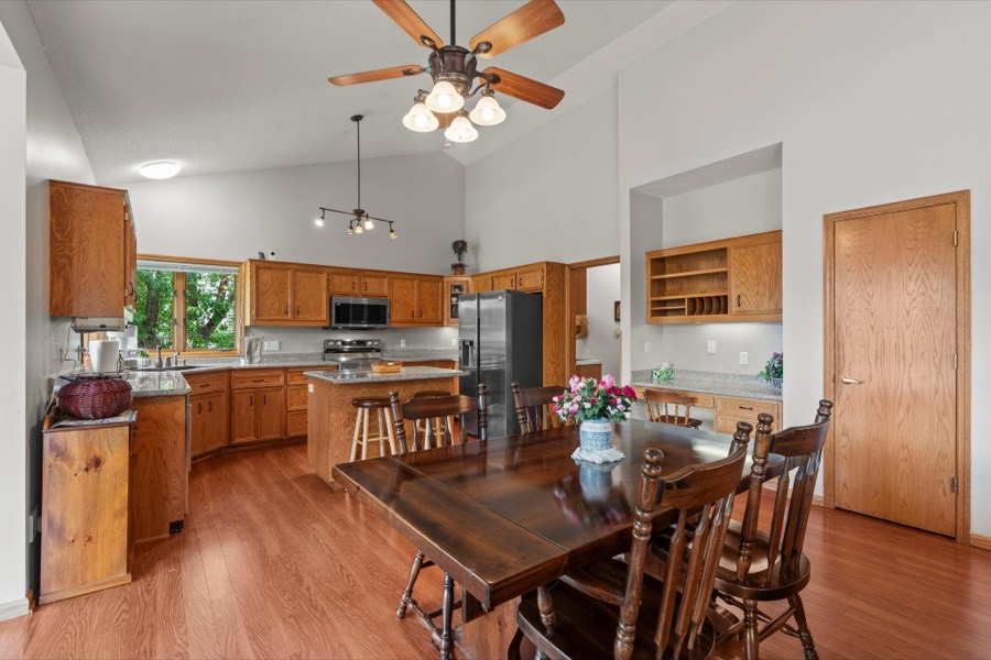 14194 Hidden View Road NE, Prior Lake, MN photo 17