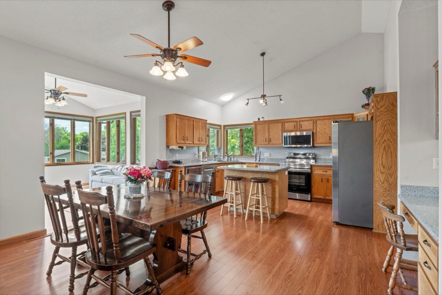 14194 Hidden View Road NE, Prior Lake, MN photo 18