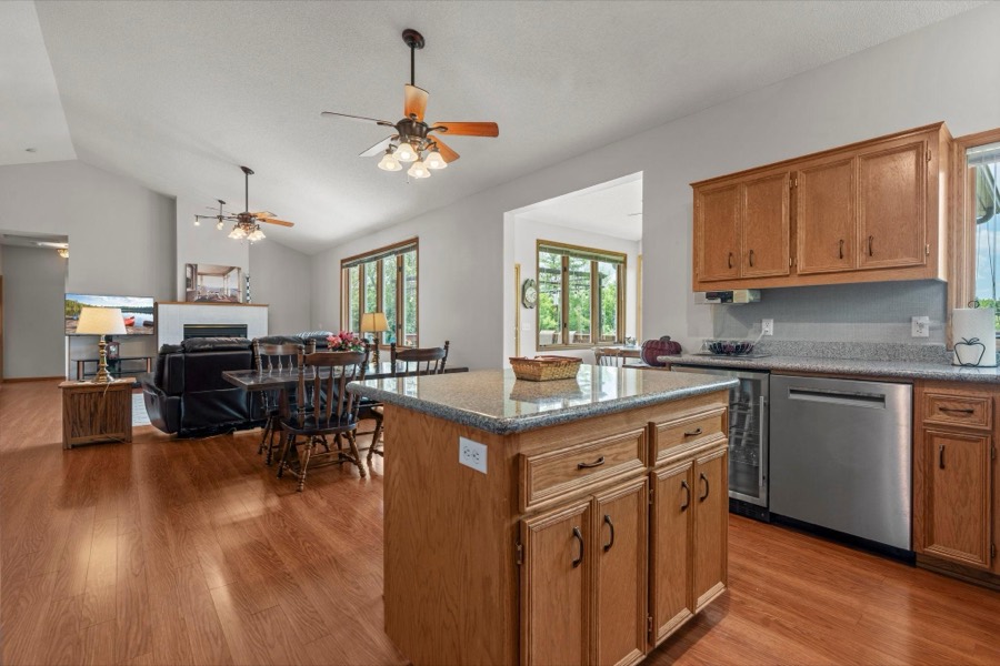 14194 Hidden View Road NE, Prior Lake, MN photo 19