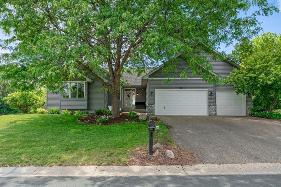 14194 Hidden View Road NE, Prior Lake, MN photo 2