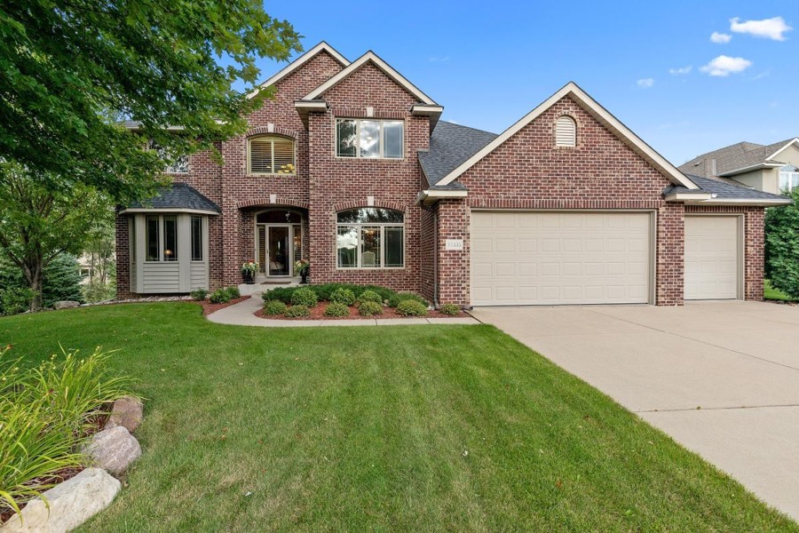 15335 Big Horn Pass NW, Prior Lake, MN photo 1