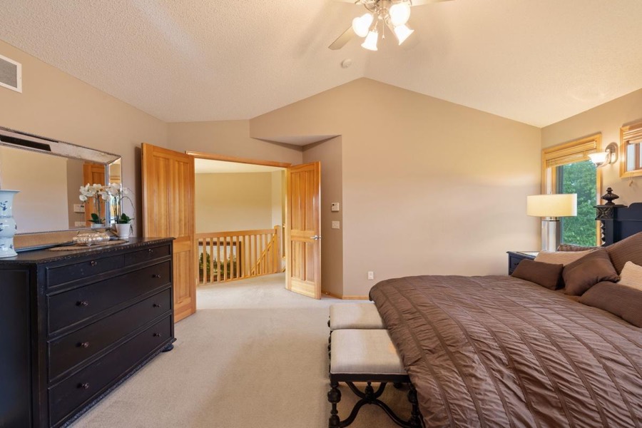 15335 Big Horn Pass NW, Prior Lake, MN photo 22