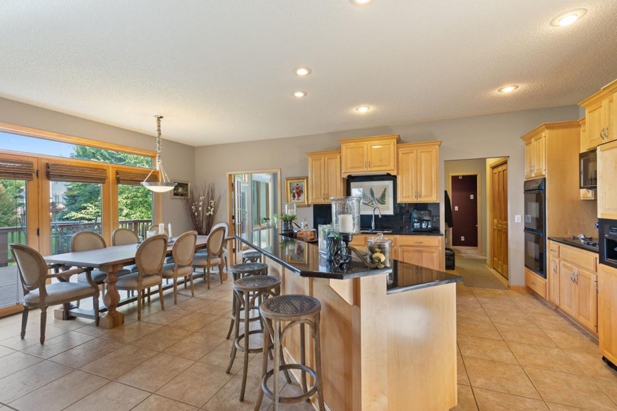 15335 Big Horn Pass NW, Prior Lake, MN photo 4