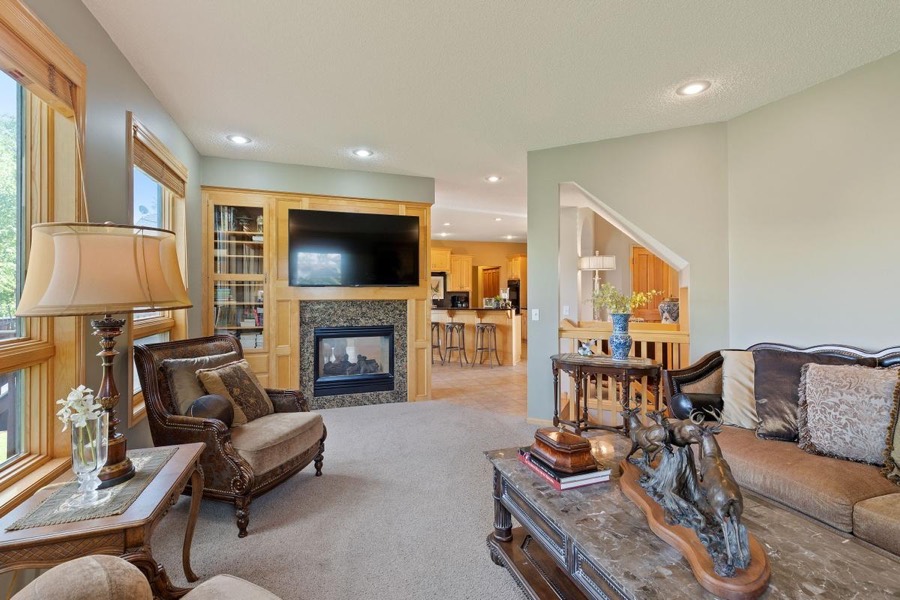 15335 Big Horn Pass NW, Prior Lake, MN photo 8