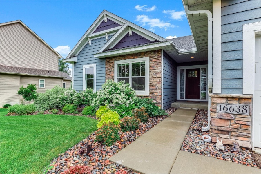 16638 Markley Lake Drive SE, Prior Lake, MN photo 4