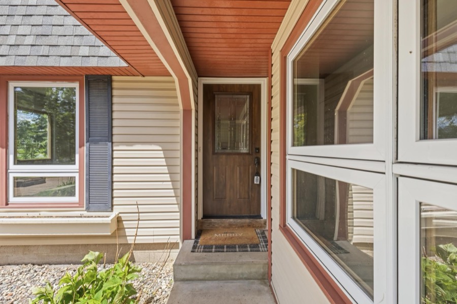 13995 Hidden Lake Trail NE, Prior Lake, MN photo 5