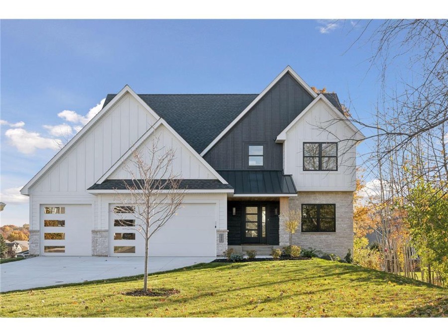 14487 Wilds Parkway NW, Prior Lake, MN photo 1