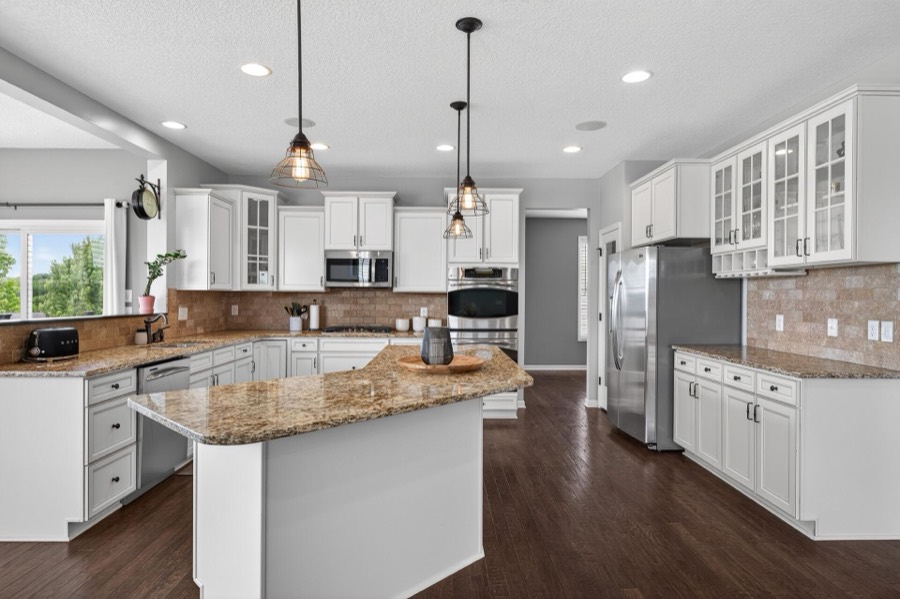 3671 Pointe Pass NW, Prior Lake, MN photo 14