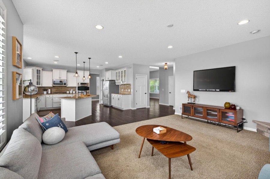 3671 Pointe Pass NW, Prior Lake, MN photo 8