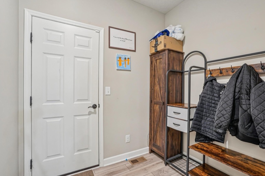 5928 Pinnacle Circle NE, Prior Lake, MN photo 17