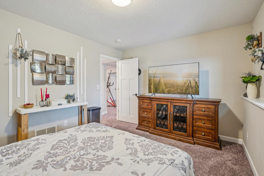 5928 Pinnacle Circle NE, Prior Lake, MN photo 48