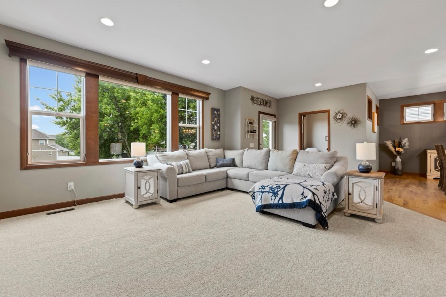3339 Sunray Court SW, Prior Lake, MN photo 10