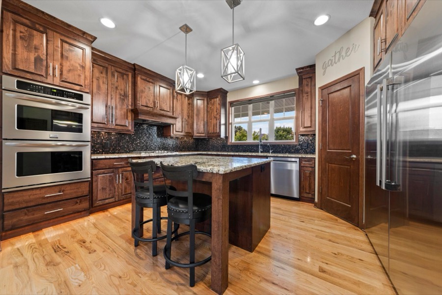 3339 Sunray Court SW, Prior Lake, MN photo 5